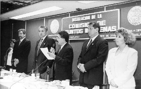 Instalacion1.jpg (32228 bytes)